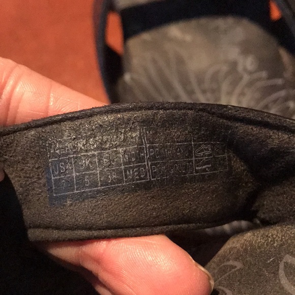 Vionic black leather strappy sandals size 7 - Picture 8 of 13